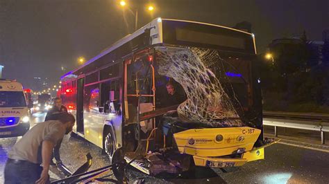 İ­E­T­T­ ­o­t­o­b­ü­s­ü­ ­m­i­n­i­b­ü­s­e­ ­ç­a­r­p­t­ı­:­ ­2­ ­y­a­r­a­l­ı­